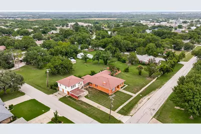 618 W 5th Street, Justin, TX 76247 - Photo 1