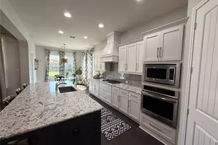 10316 Colina Dr, Fort Worth, TX 76126 - Photo 9