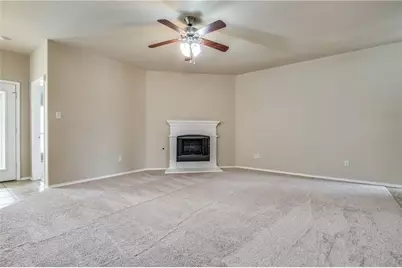 429 Roger Graves Circle, McKinney, TX 75072 - Photo 5