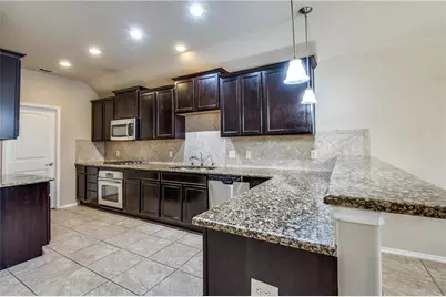 429 Roger Graves Circle, McKinney, TX 75072 - Photo 7
