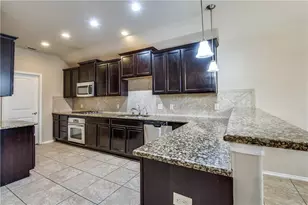 429 Roger Graves Cir, McKinney, TX 75072 - Photo 7