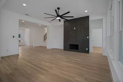 2845 Laurel Oak Drive, McKinney, TX 75071 - Photo 3