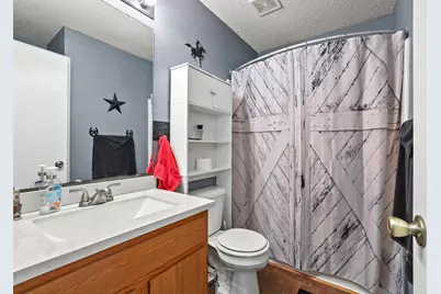 304 Lee Street, Wolfe City, TX 75496 - Photo 15