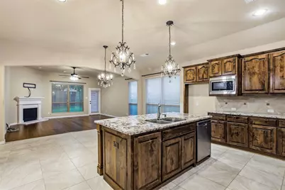 10816 Sexton Drive, McKinney, TX 75072 - Photo 9