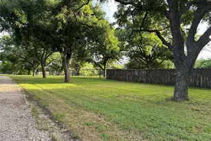4000 Pecan Ln, Benbrook, TX 76116 - Photo 3