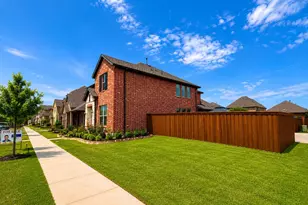 1414 Haybale Ln, Garland, TX 75042 - Photo 3