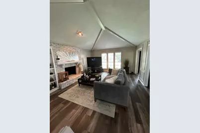 6014 Daven Oaks Drive, Dallas, TX 75248 - Photo 3
