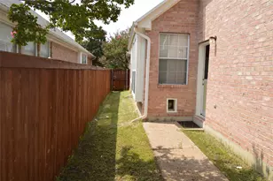 9320 Ponderosa Trail, Irving, TX 75063 - Photo 31