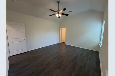 2237 Diamond Drive, Grand Prairie, TX 75051 - Photo 15