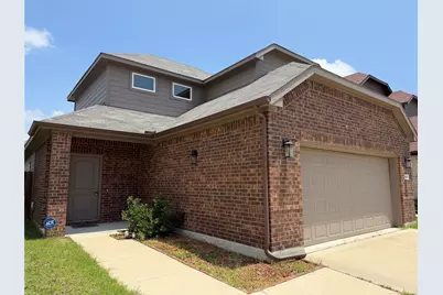 2237 Diamond Drive, Grand Prairie, TX 75051 - Photo 3
