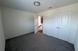 2237 Diamond Dr, Grand Prairie, TX 75051 - Photo 21