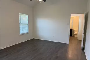 2237 Diamond Dr, Grand Prairie, TX 75051 - Photo 19