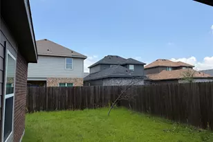 2237 Diamond Dr, Grand Prairie, TX 75051 - Photo 35