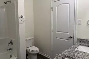 2237 Diamond Dr, Grand Prairie, TX 75051 - Photo 17