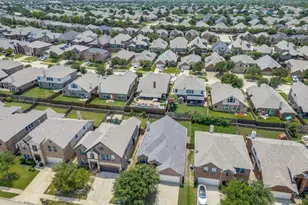 2312 Fountain Gate Dr, Little Elm, TX 75068 - Photo 25
