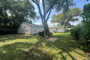 8810 Eldon Dr, Dallas, TX 75217 - Photo 27