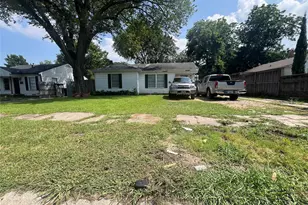 8810 Eldon Dr, Dallas, TX 75217 - Photo 3