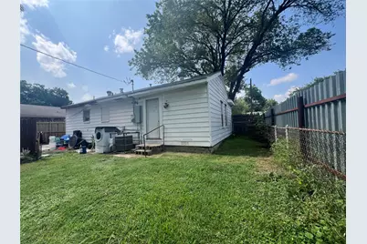 8810 Eldon Drive, Dallas, TX 75217 - Photo 23