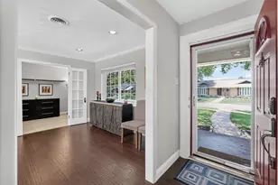 9834 Windledge Dr, Dallas, TX 75238 - Photo 5