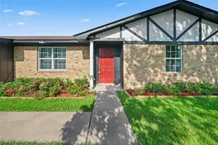 309 Gray St, Henderson, TX 75652 - Photo 5