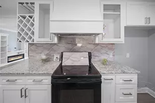 309 Gray St, Henderson, TX 75652 - Photo 13