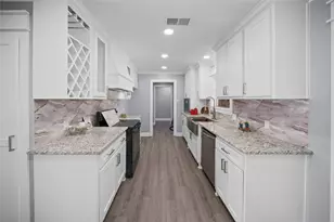 309 Gray St, Henderson, TX 75652 - Photo 11