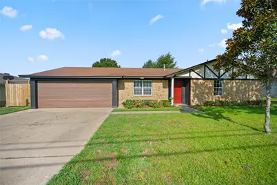 309 Gray Street, Henderson, TX 75652 - Photo 1