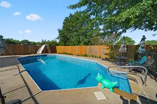 309 Gray St, Henderson, TX 75652 - Photo 23