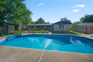 309 Gray St, Henderson, TX 75652 - Photo 27