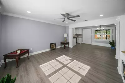 309 Gray Street, Henderson, TX 75652 - Photo 9