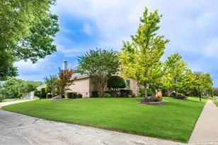 1722 Clydesdale Ct, Rowlett, TX 75088 - Photo 3