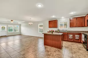 803 Underhill Dr, Arlington, TX 76002 - Photo 5