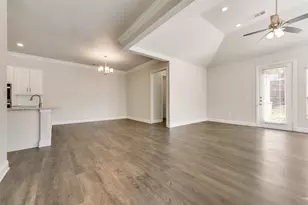 8841 Creek Run Rd, Fort Worth, TX 76120 - Photo 5
