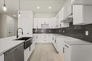 4020 Ranger Dr, Dallas, TX 75212 - Photo 9