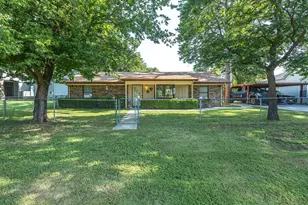 309 Greathouse St, Bridgeport, TX 76426 - Photo 31