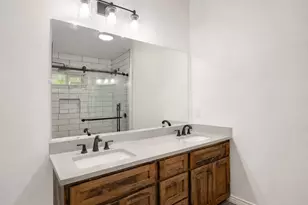 610 W Austin St, Paris, TX 75460 - Photo 7