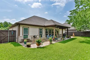 1127 Vintage Ave, Gainesville, TX 76240 - Photo 31