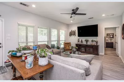 1127 Vintage Avenue, Gainesville, TX 76240 - Photo 5