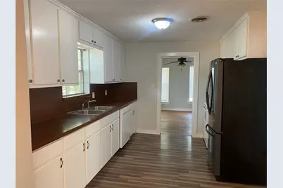 403 Marshall Street, Sanger, TX 76266 - Photo 3