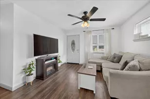 4956 Dunbar St, Fort Worth, TX 76105 - Photo 5