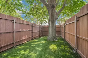 18008 Windflower Way, Dallas, TX 75252 - Photo 25