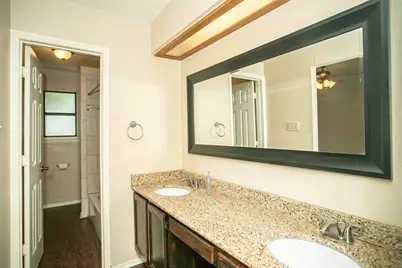 2019 W Nathan Lowe Road, Arlington, TX 76017 - Photo 17