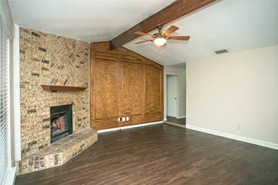 2019 W Nathan Lowe Road, Arlington, TX 76017 - Photo 3
