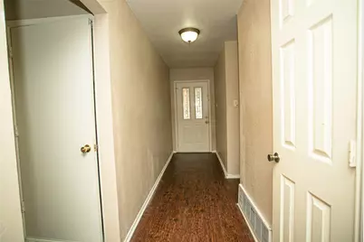 2019 W Nathan Lowe Road, Arlington, TX 76017 - Photo 9