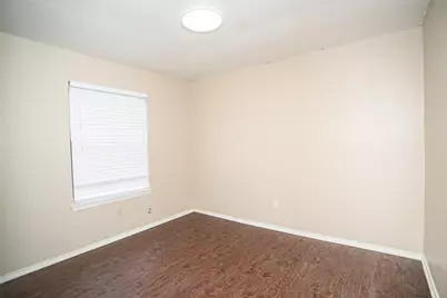 2019 W Nathan Lowe Road, Arlington, TX 76017 - Photo 11