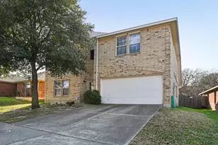 3019 Appaloosa Dr, Dallas, TX 75237 - Photo 1