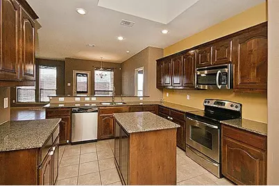 3205 Buckthorn Lane, Denton, TX 76226 - Photo 3