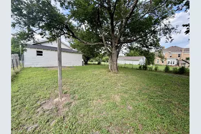217 Dunlap, Italy, TX 76651 - Photo 23