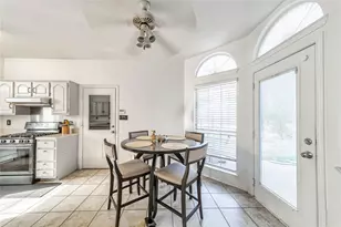 2702 Crosslands Dr, Garland, TX 75040 - Photo 9