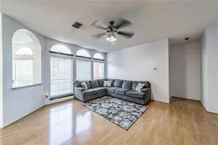 2702 Crosslands Dr, Garland, TX 75040 - Photo 13